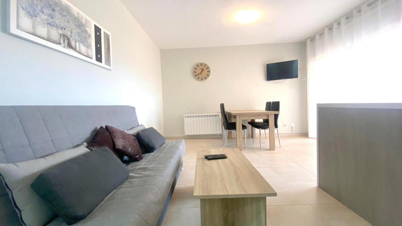 Olimpe 2 8 Apartment Roses Ngoại thất bức ảnh
