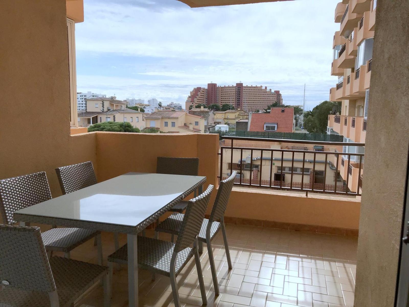 Olimpe 2 8 Apartment Roses Ngoại thất bức ảnh